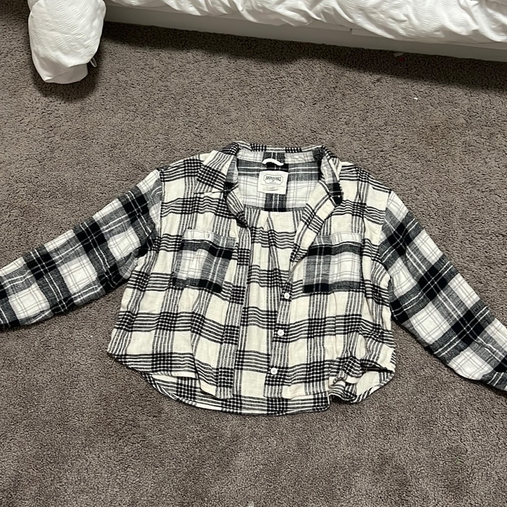 Not my style anymore, no stains and in very good condition.